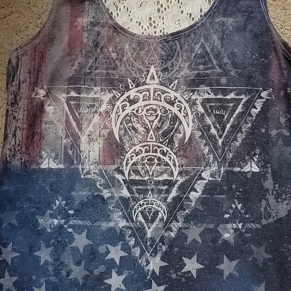 Flag/Lace back Tank Top - Picture 2 of 5